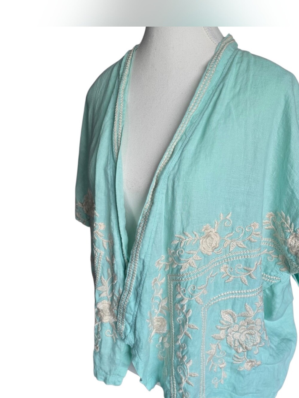 Johnny Was Seafoam Green Embroidered Boho Pop Over Kimono Style 100% Linen XS